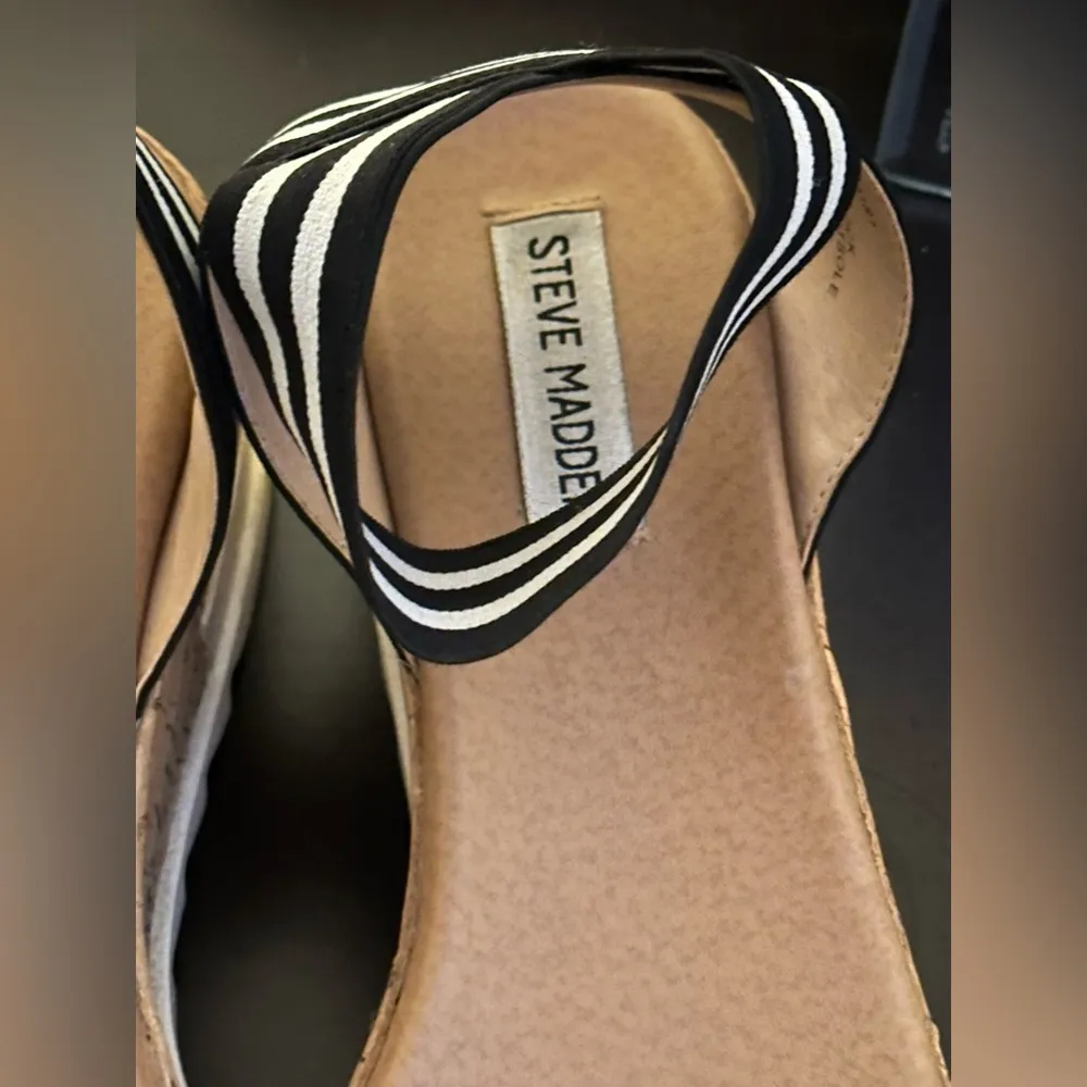 Steve Madden Wedges - Image 3