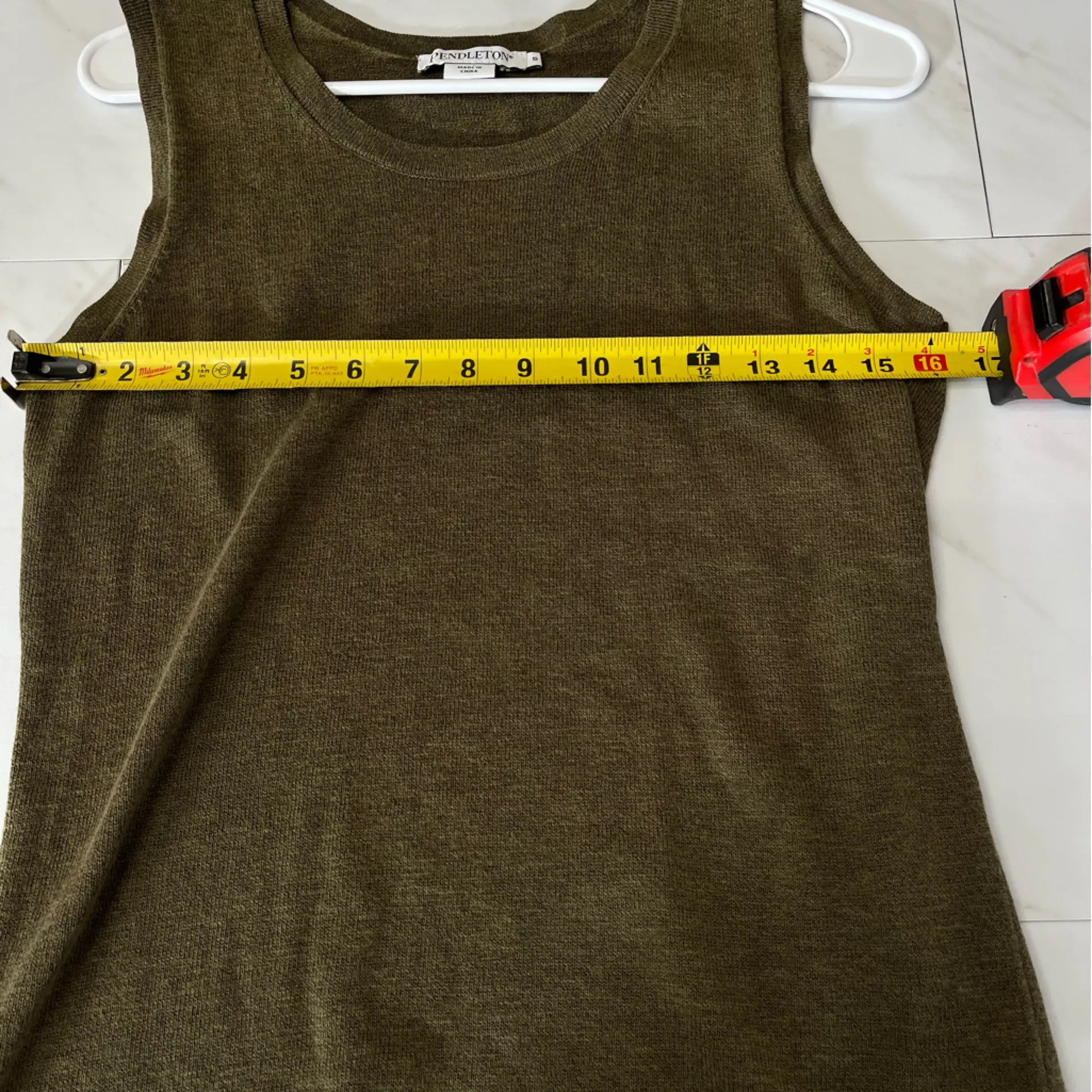 Pendleton Olive Green Sweater Tanks size small - Image 5