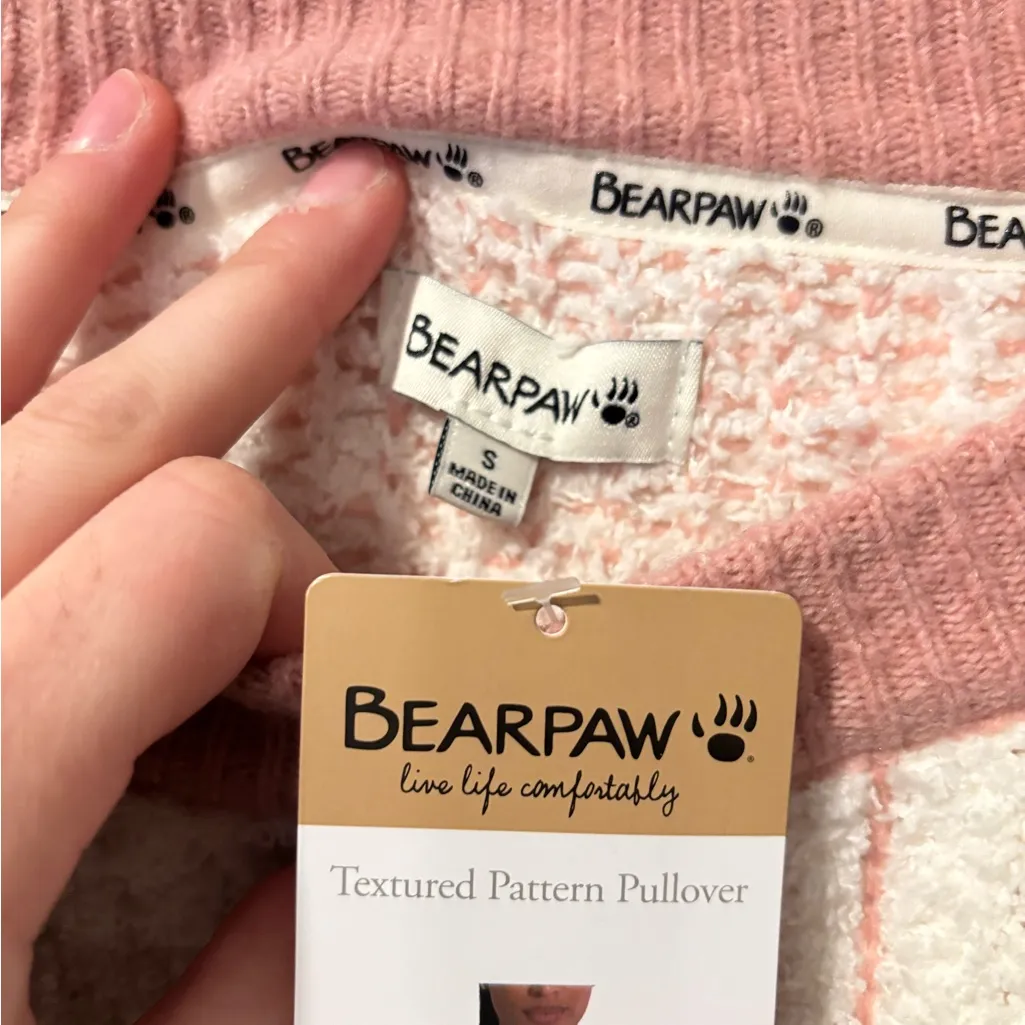 BearPaw Women's Pink and Cream Textured Sweater - Image 2