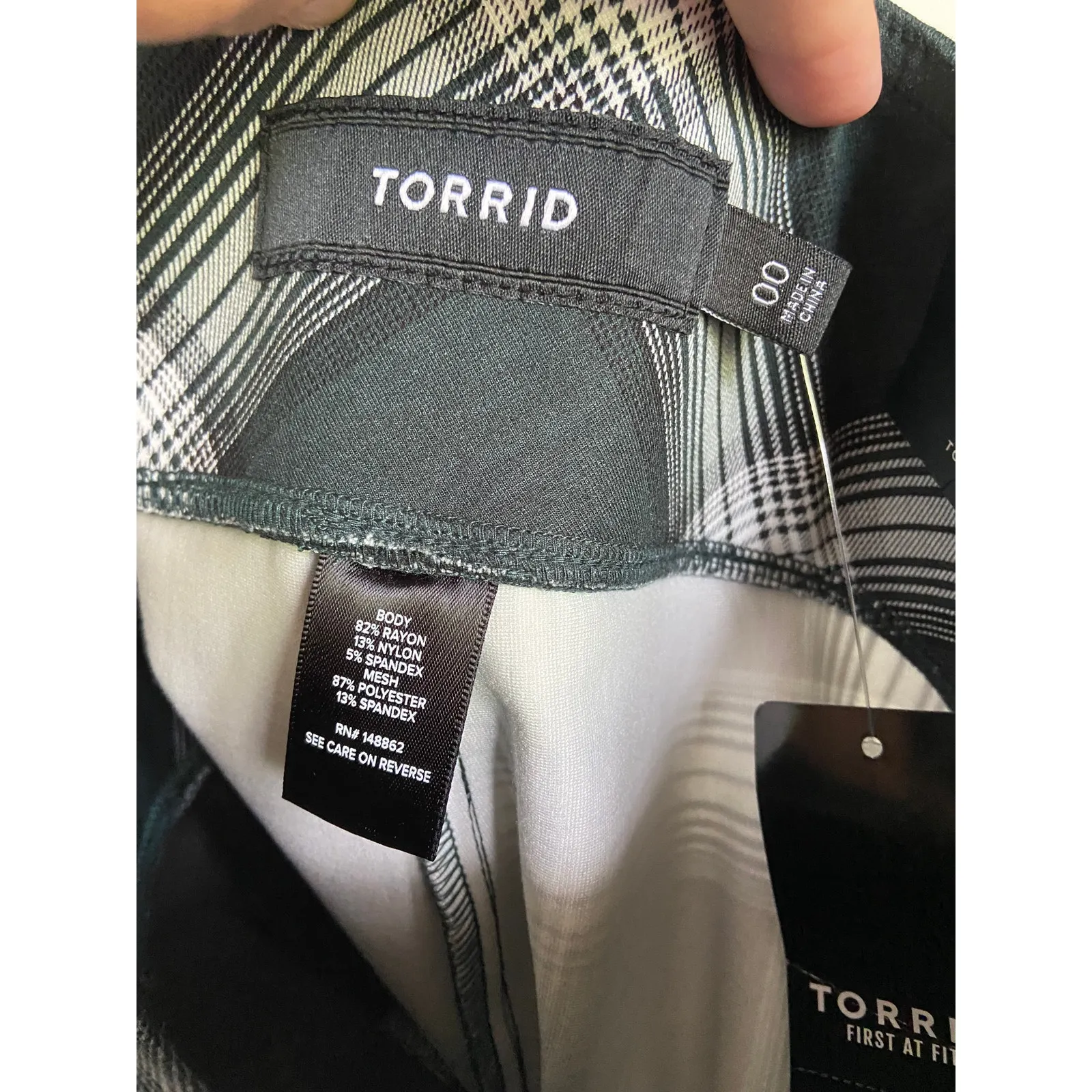 Torrid Womens Pants‎ 00 10 Studio Premium Ponte Slim Fix Pixie Dark Green Plaid - Image 6