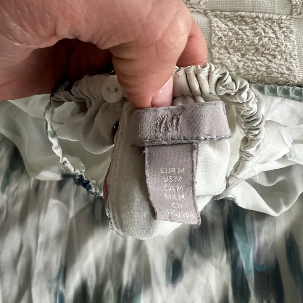 H&M Halter maxi dress
Size M - Image 4