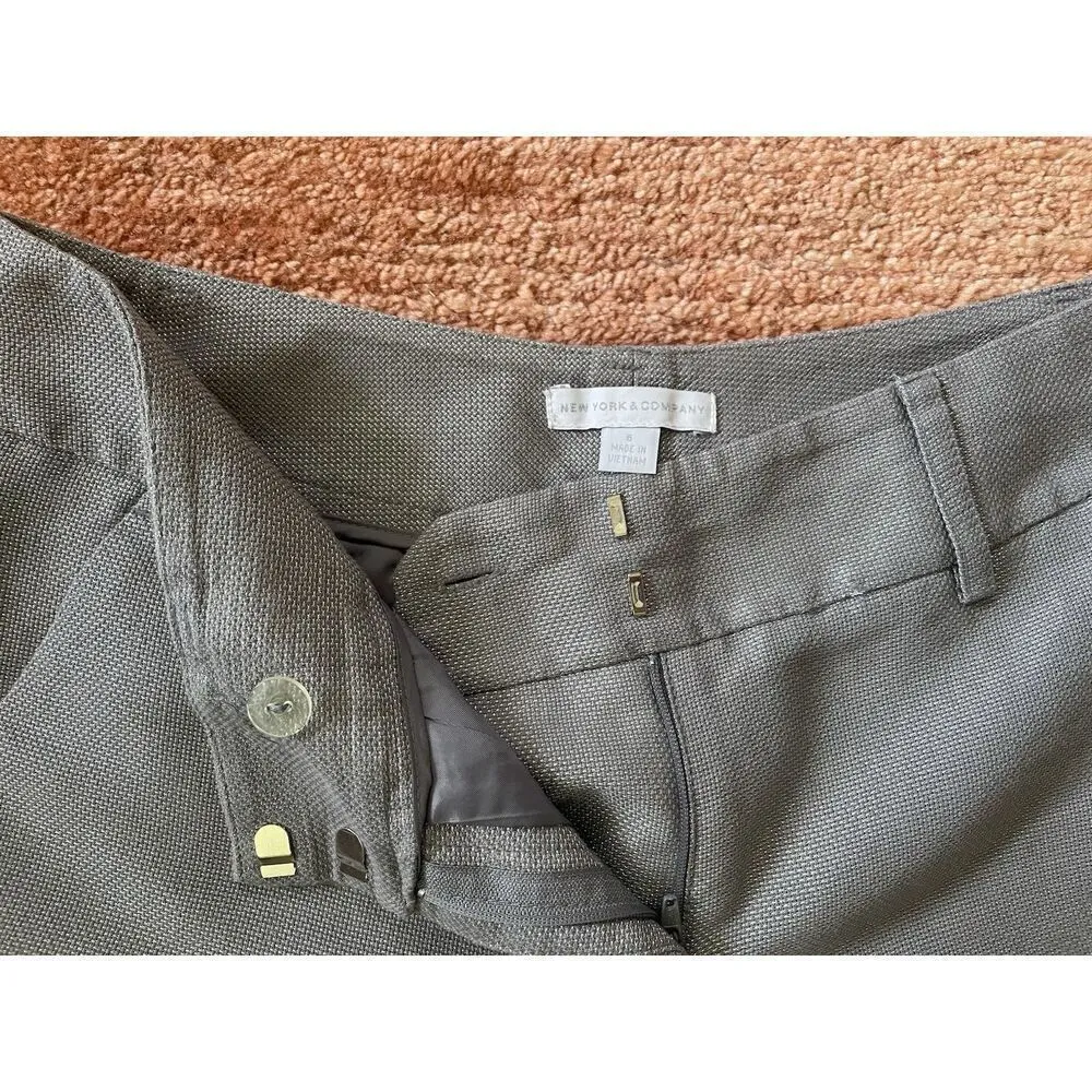 New York & Company Gray Metallic Dress Shorts Women’s Sz 6 Cuffed Lined - Image 2