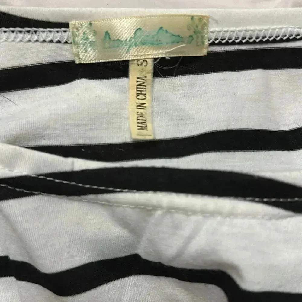 Women’s stripped long‎ sleeve - Image 2