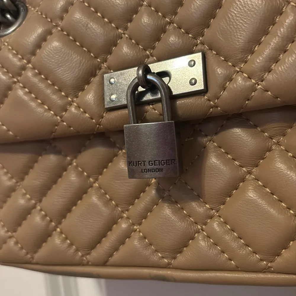 Kurt Geiger London Mini Brixton Lock Leather Bag - Image 7