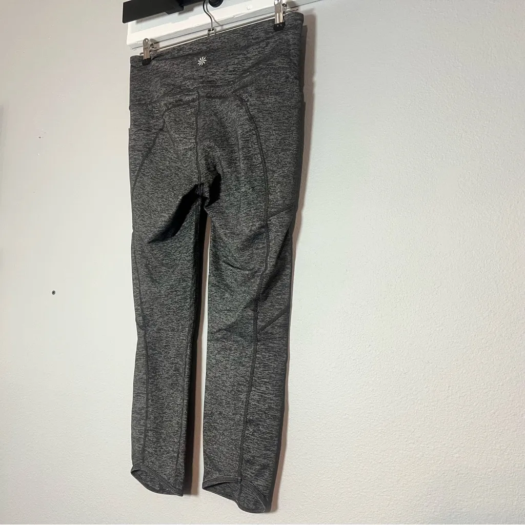 Athleta High Rise Pixel Chaturanga to Town Capri Crop Grey Gray Leggings Medium - Image 8