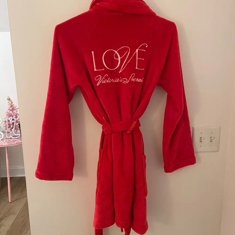 RARE Victoria’s Secret red robe - Image 6