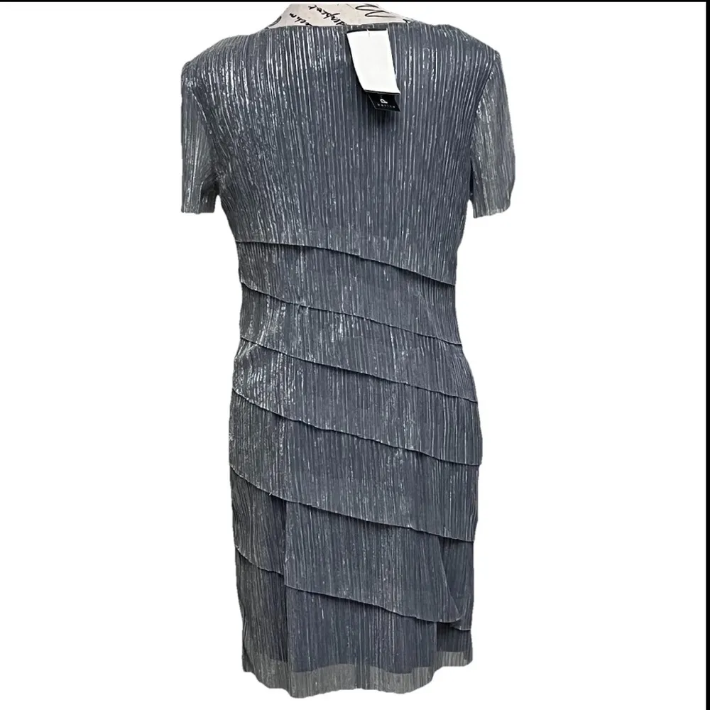 Connected Apparel Silver Metallic Tiered Sheath Dress 8P | Party Cocktail NYE - Image 5