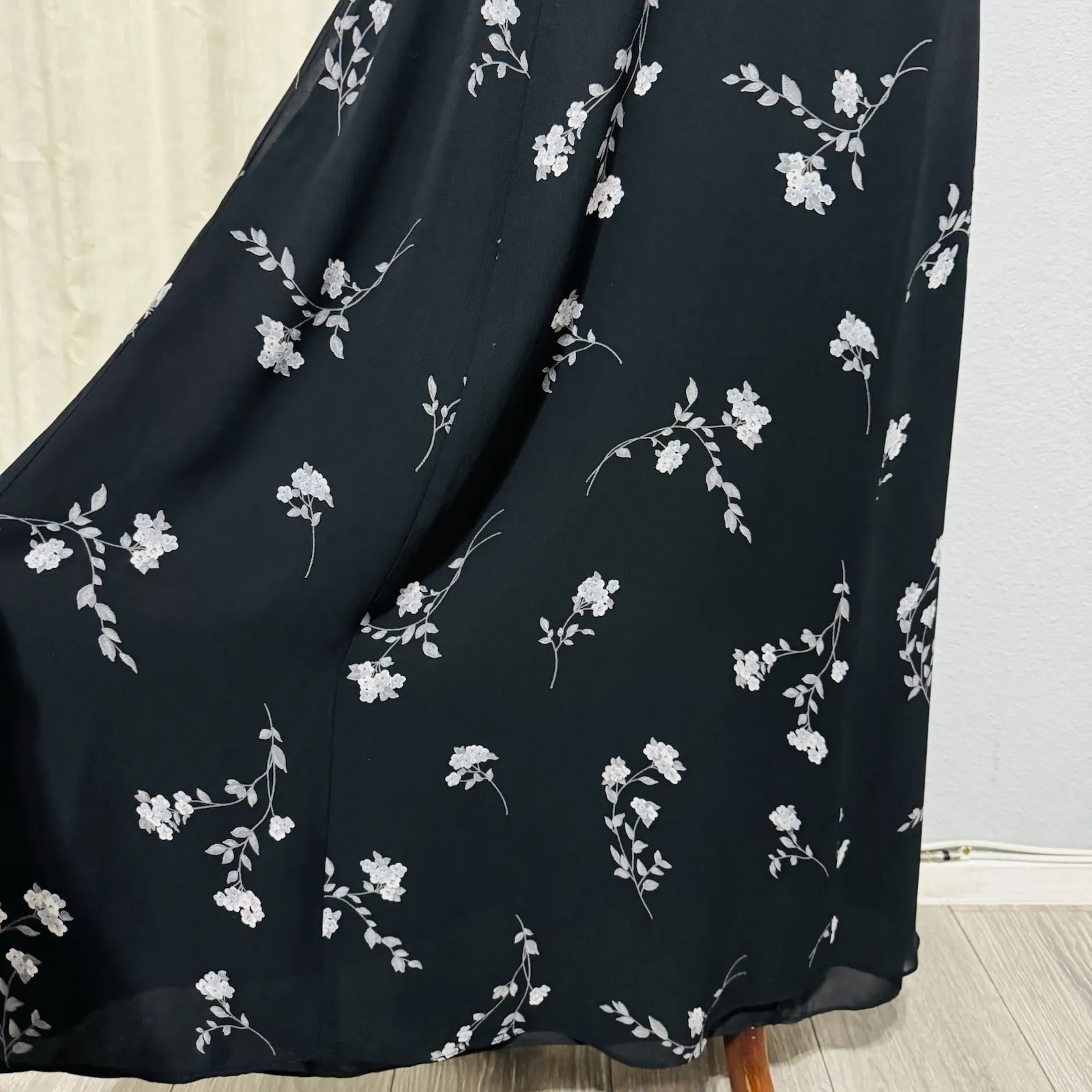 Vintage Jones New York Dress Womens 10 Black Chiffon Floral Maxi Y2K Fairy Goth - Image 5