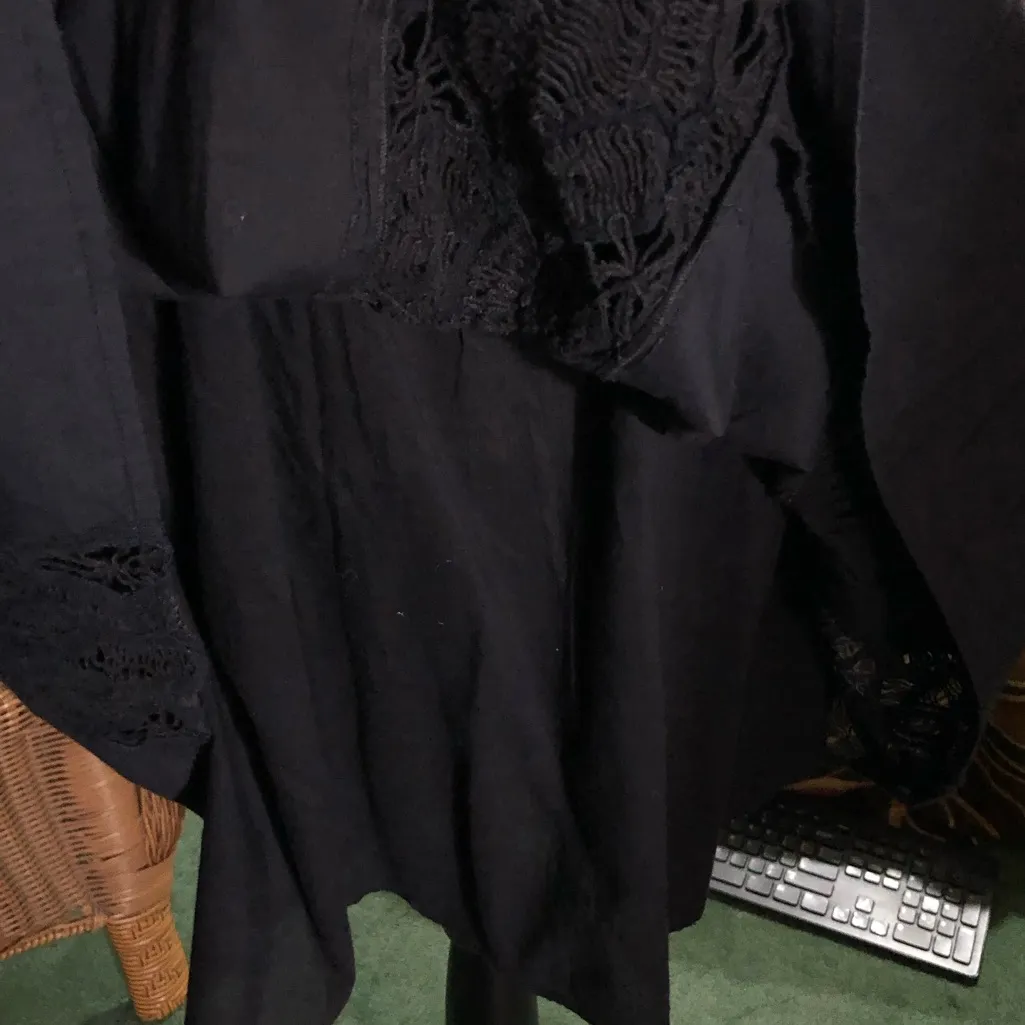 Victoria's Secret VINTAGE Black Crochet Midi Dress - Image 5