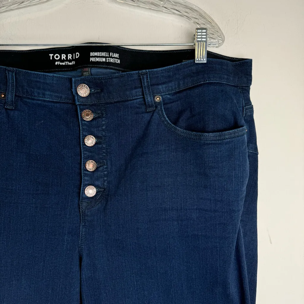 Torrid Bombshell Flare Premium Stretch High Rise Jeans Sz 22S Dark Wash - Image 7