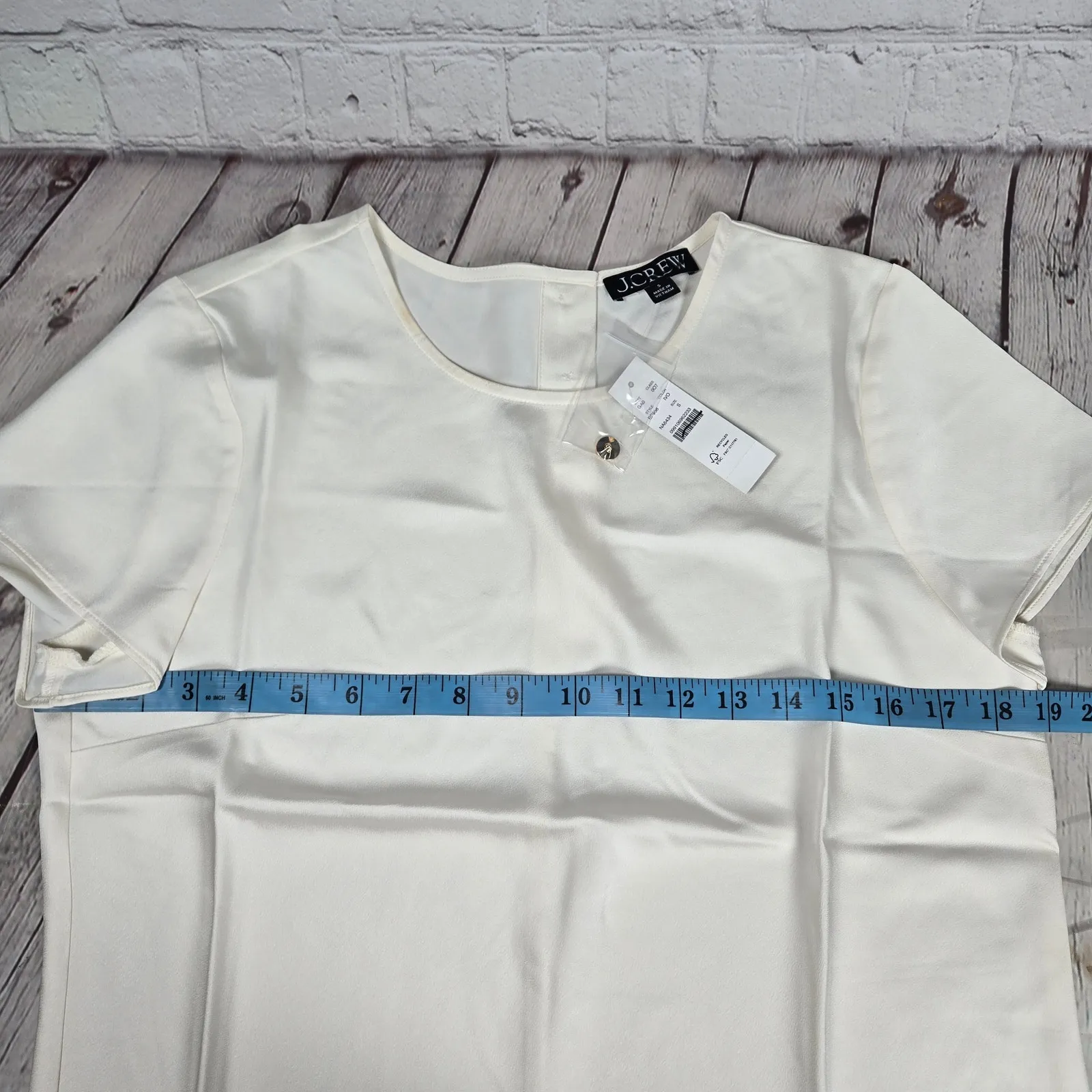 J. Crew Short-sleeve button-back‎ top in everyday crepe Ivory S BP958 - Image 7