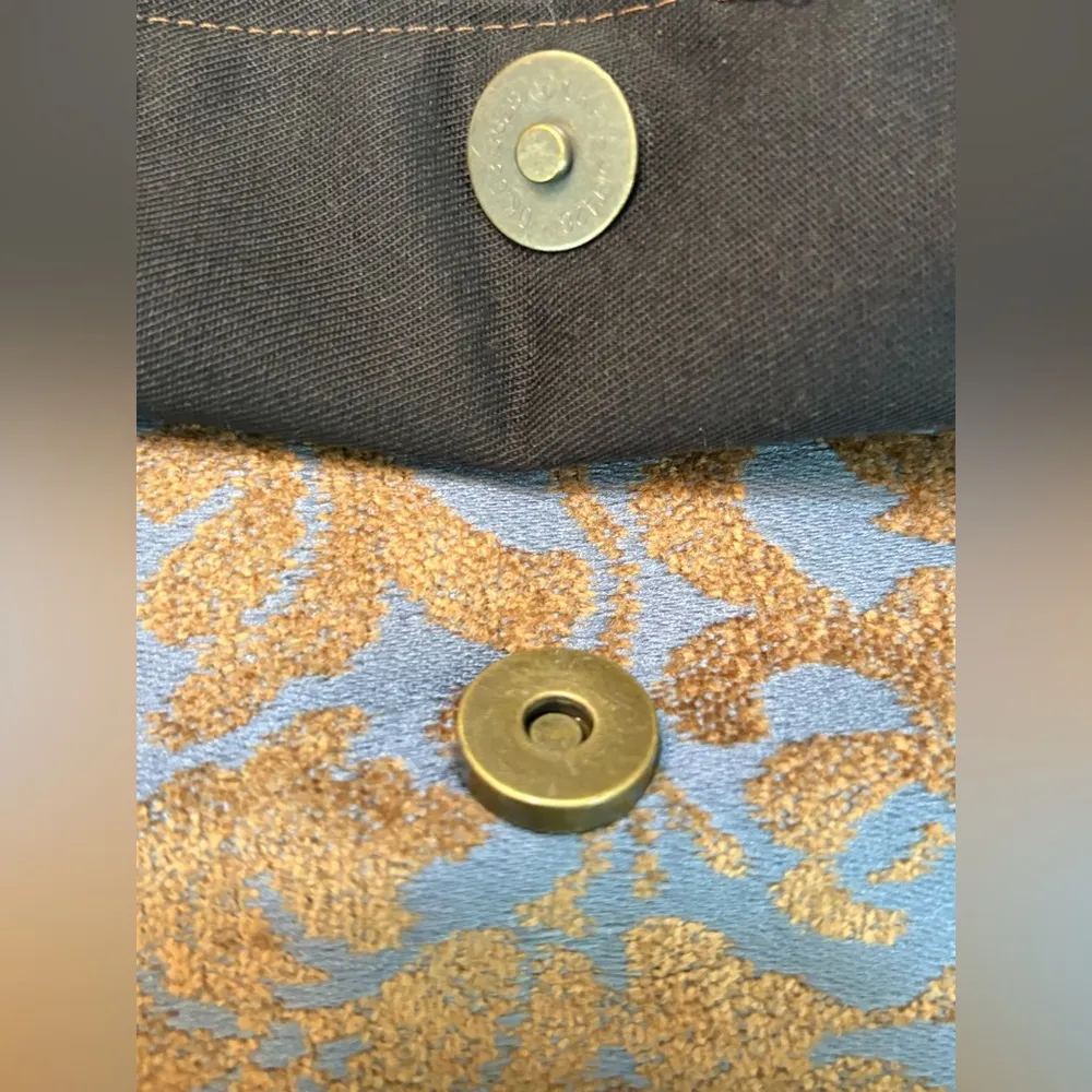 Floral Embossed Tooled Clutch Tan - Image 4