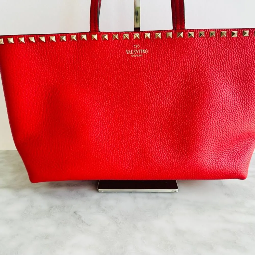 Valentino Garavani Trapeze Rockstud Shoulder Tote Red Grained Calfskin Leather - Image 4