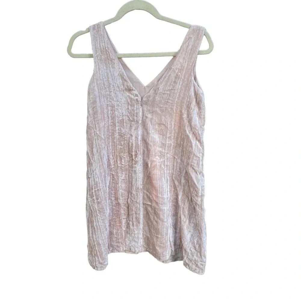LOFT BABY PINK CRUSHED VELVET MINI SHIFT DRESS - Image 5