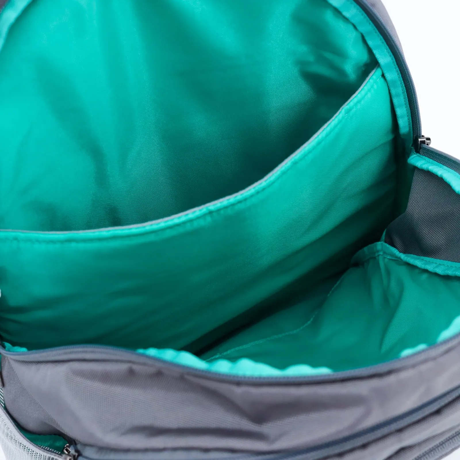 Under Armour UA Recruit Storm 2.0 Backpack Gray Teal 1329814 Laptop Unisex Bag - Image 6