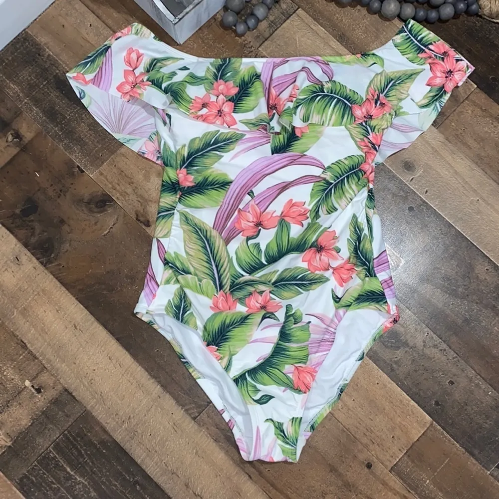 Kona Sol swimsuit‎ Off Shoulder Flounce High Coverage One Piece Tropical - Image 2