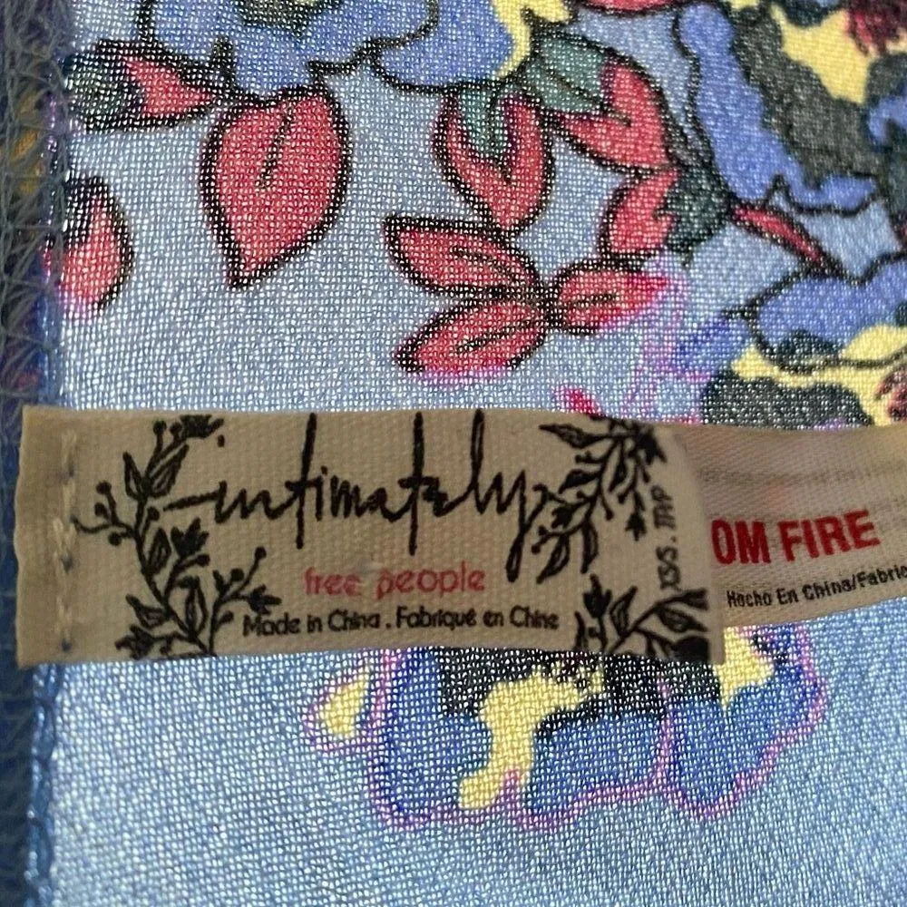 Free People blue multicolored floral print kimono - Image 11