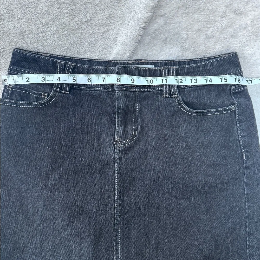 White House Black Market Denim Skirt, Black&White Stitching, Great Condition - Image 2