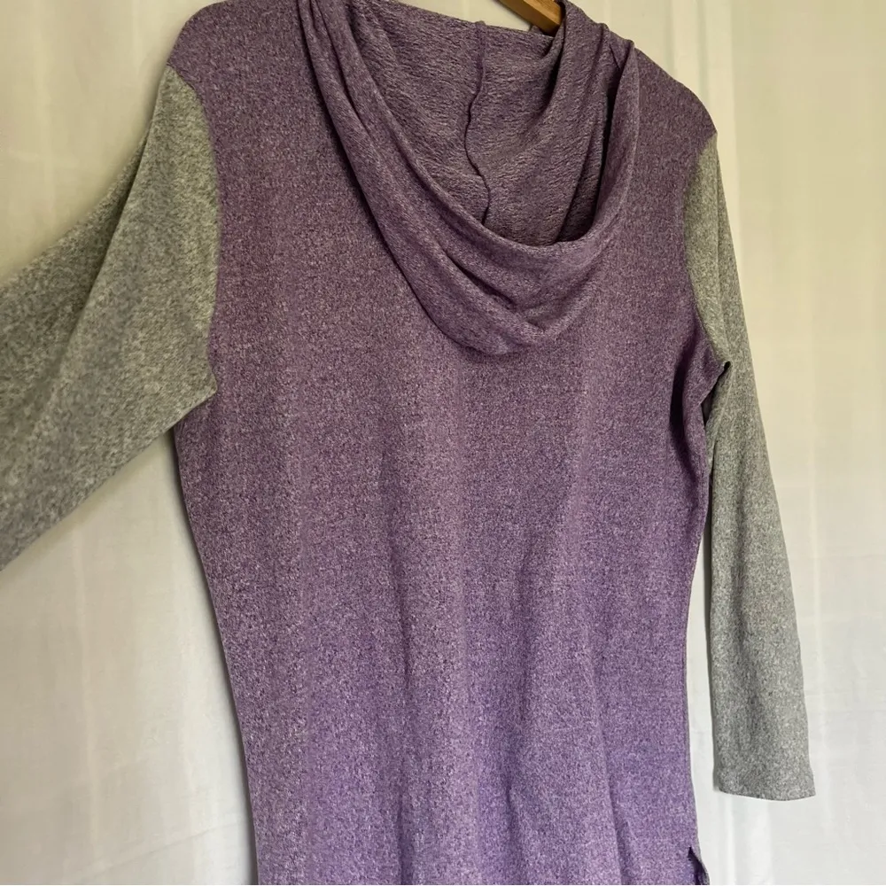 Bobbie Brooks long sleeve hoodie pullover purple gray color block medium - Image 4