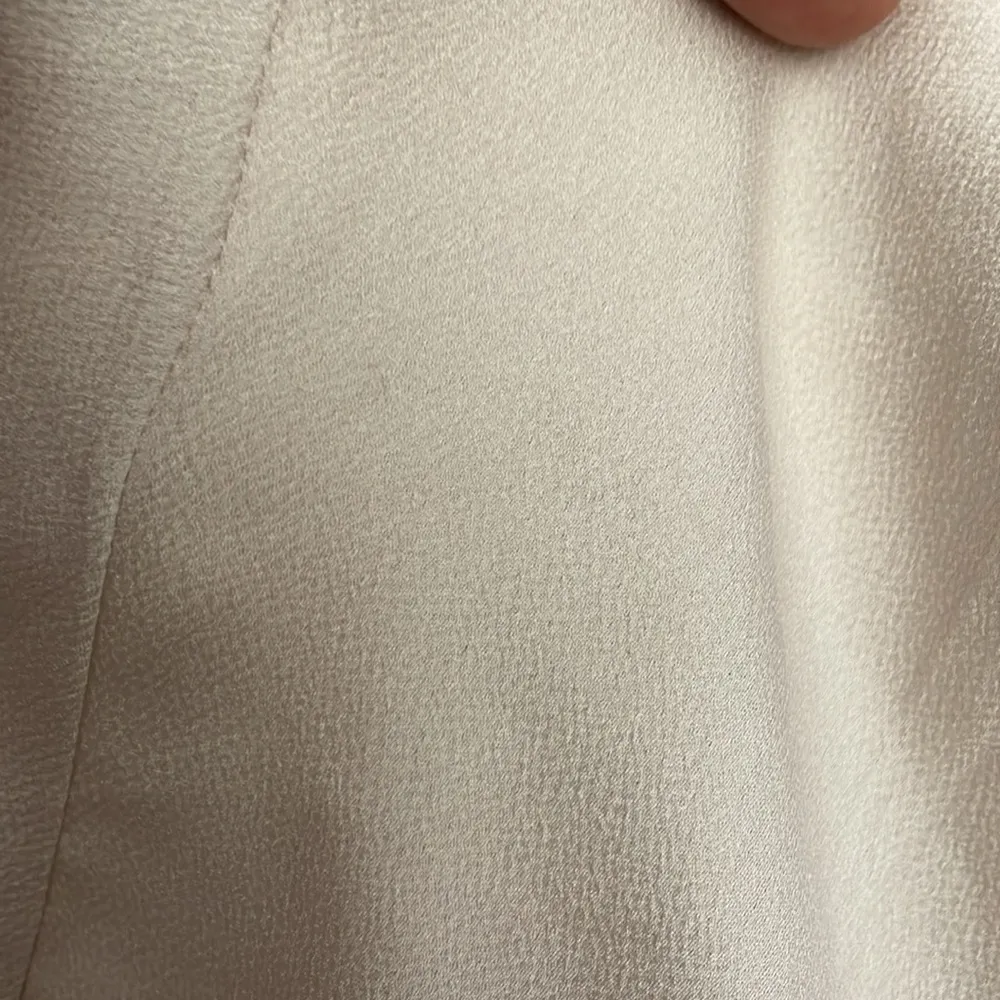 Beige Long Tie Sleeve V-Neck Blouse Size XS - Image 15