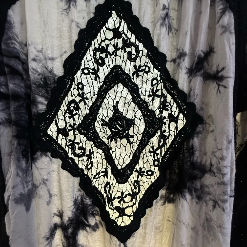 JODIFL Black and White Fringe tie dye kimono Cardigan OSFM like new - Image 2