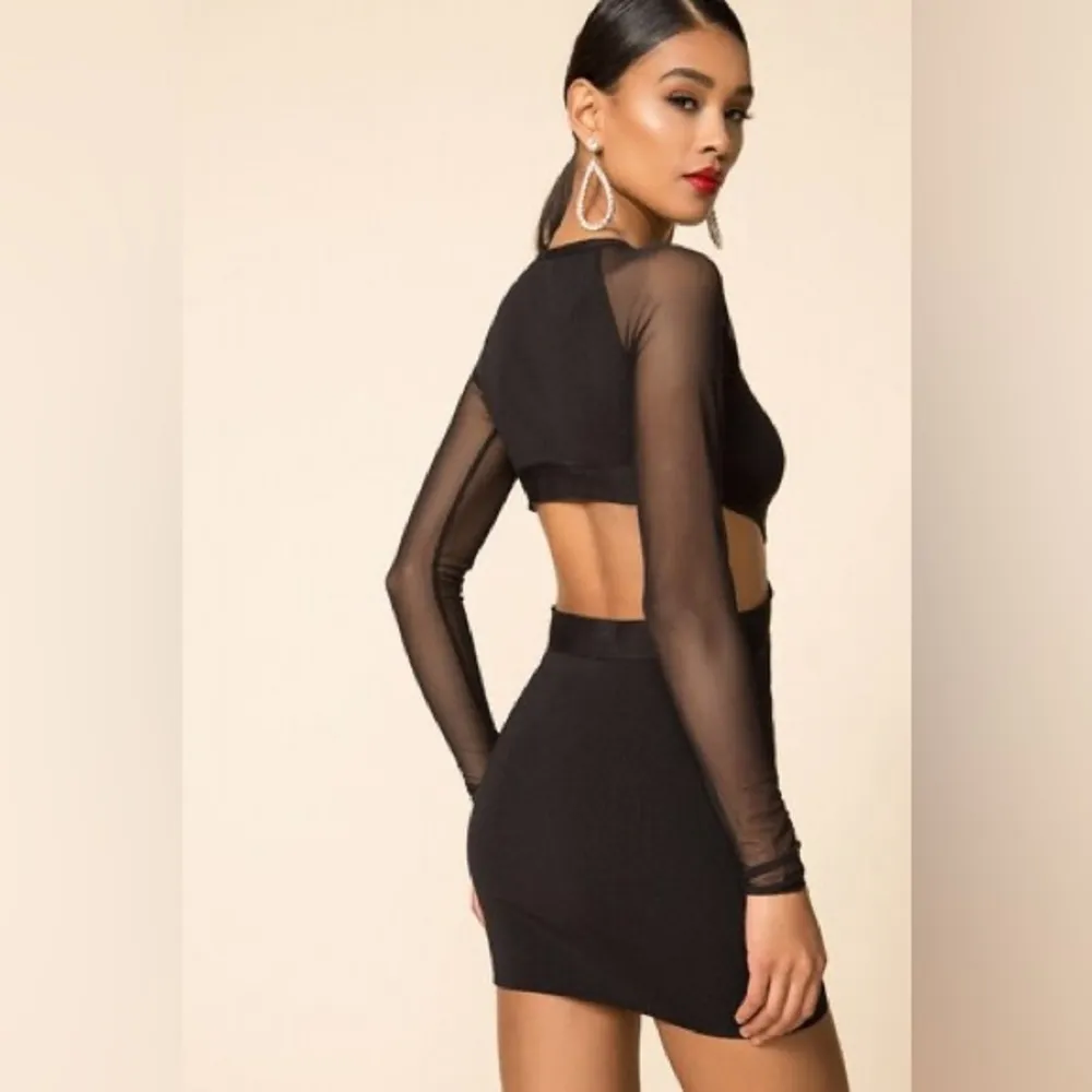 Revolve superdown hit the club dress in black - Image 2