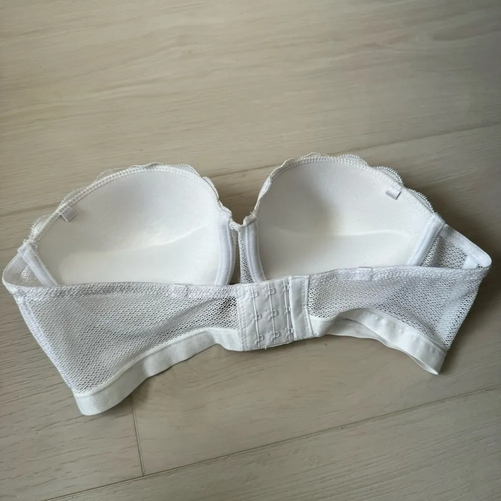 Lucky Brand Convertible strapless bra - Image 2