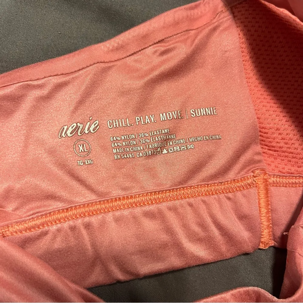 Sunnie Play Twist Back Sports Bra sz XL - Image 3