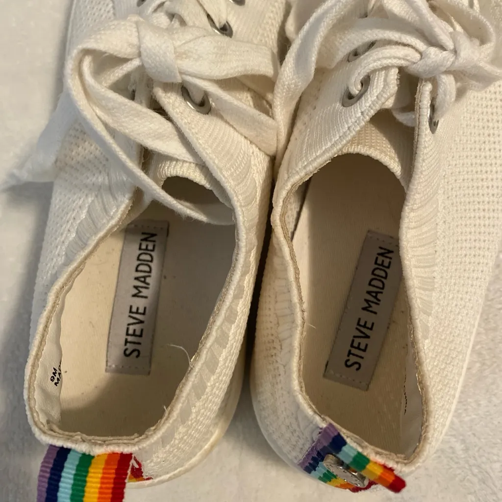 Steve Madden Bardo Platform Sneakers - Image 4