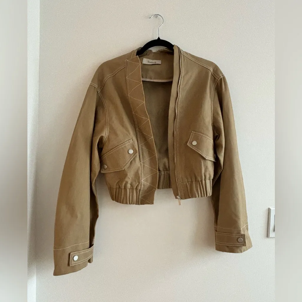 Unique Oversized Cropped Bomber Jacket with Contrast Stitching XS Tan - Image 5