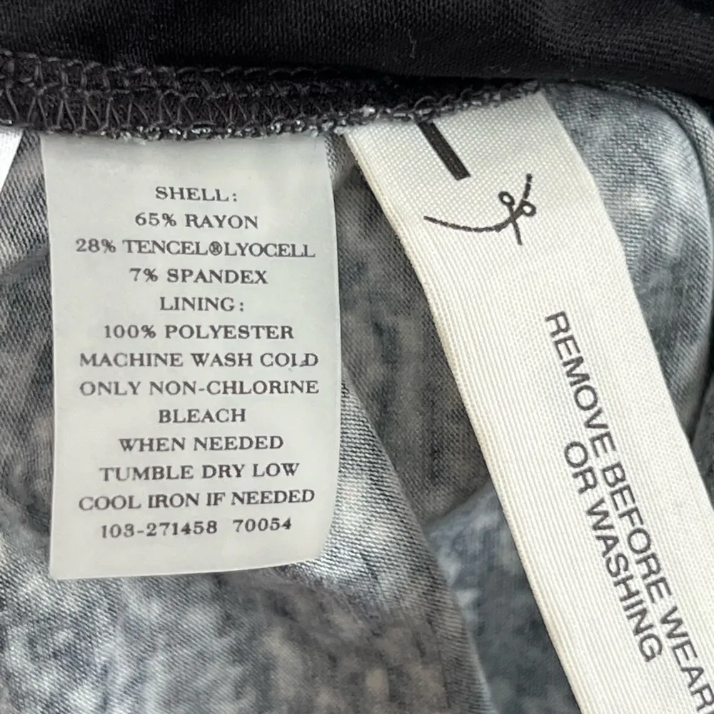 NWT Ann Taylor Petite Drapey Front Printed Tank Top | Black/White | MP - Image 5