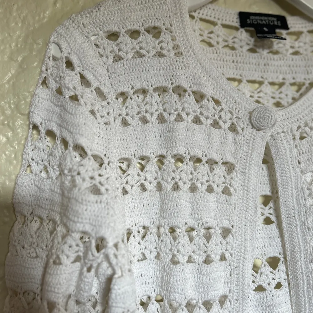 Jones New York Crochet White Cardigan Sweater with Intricate Lacy Pattern Small - Image 6