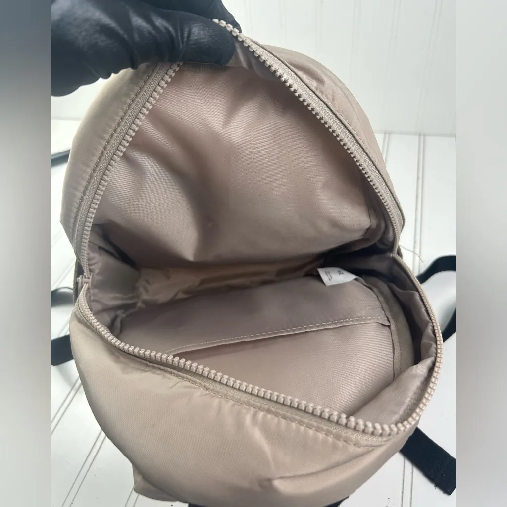 Reebok Beige & Pink Logo Backpack – Adjustable Straps, Casual Everyday Bag - Image 5