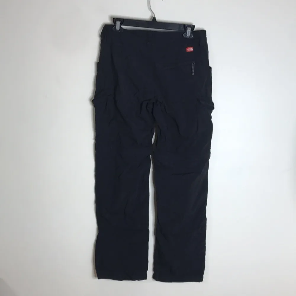 The North face ladies nylon convertible pants size 8 - Image 8