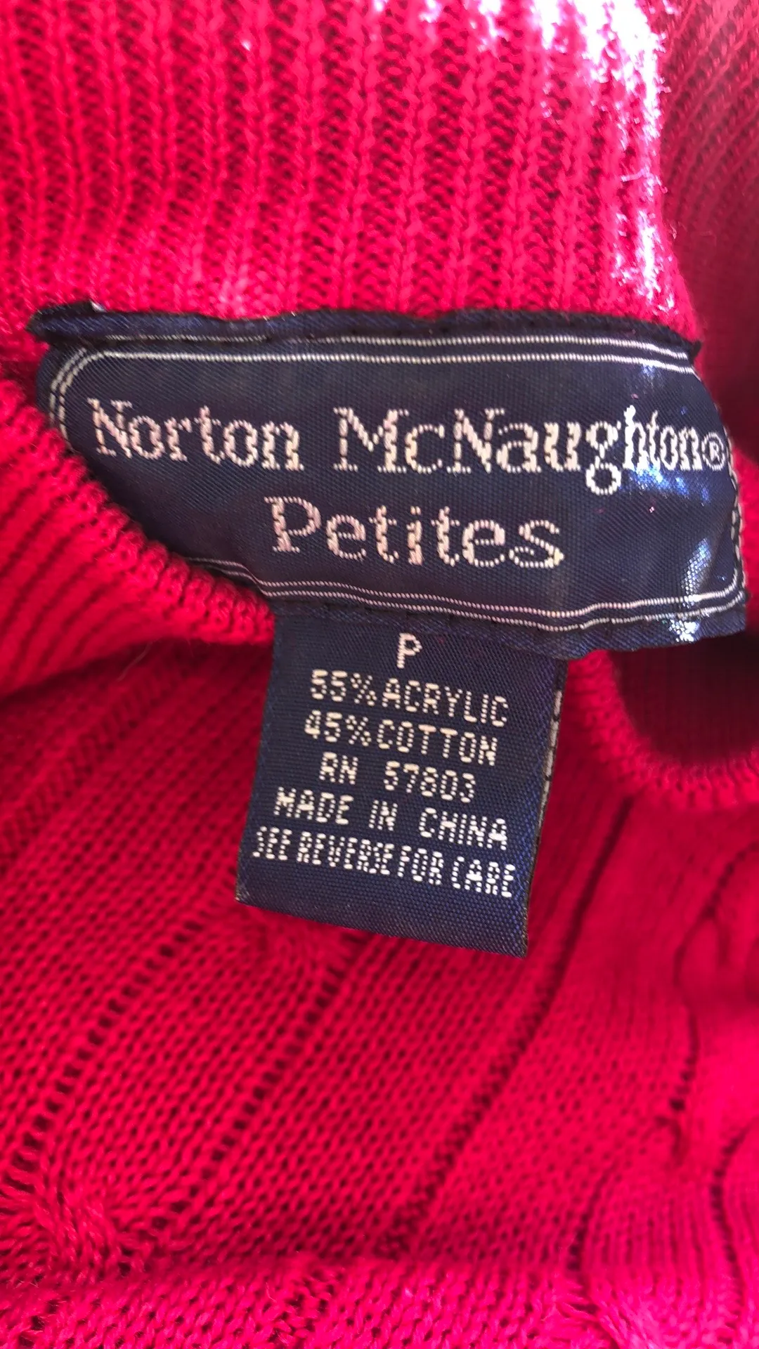 Vintage  Sweater - Image 4