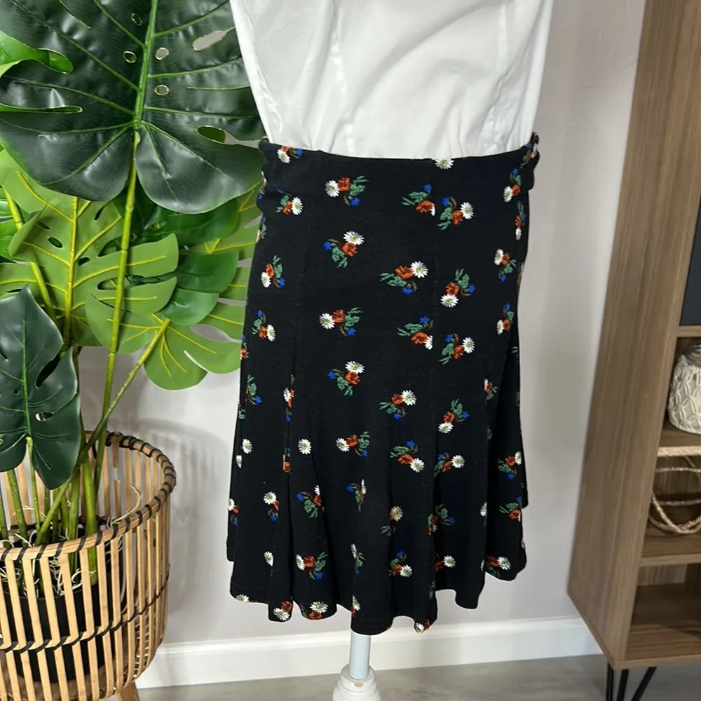 Topshop • floral stretch mini skater skirt - Image 5