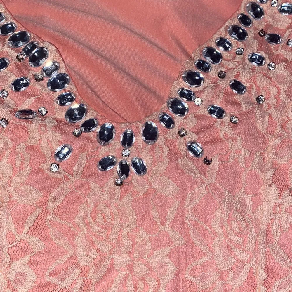 ✨Coral Lace Beaded V neck Top✨ Orange Size undefined - Image 4