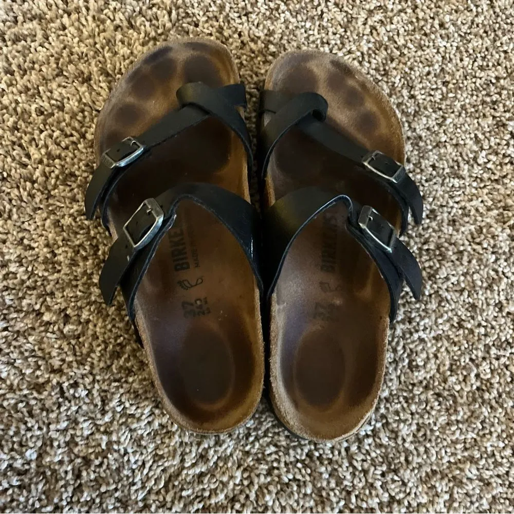 Birkenstock Mayari Black Strap Sandals - Image 3