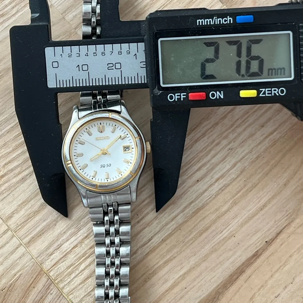 Seiko SQ 50 Vintage Ladies Watch White Dial Date Window Stainless Steel Bracelet - Image 11