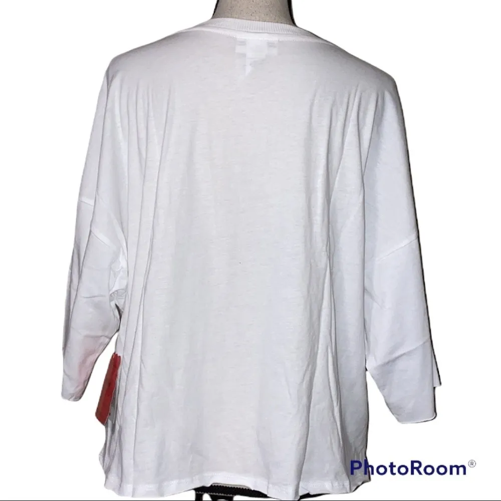 Friends large pajama top crewneck drop shoulder White - Image 4