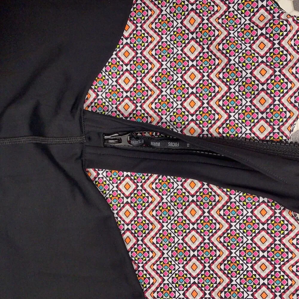 Victoria's Secret VSX Sport Size Large Zipper Back Sun Surf Street Swim Top Bra - Image 8