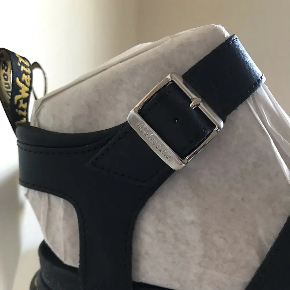 Dr. Marten’s Blair Leather Sandals In Box / Like New - Image 15