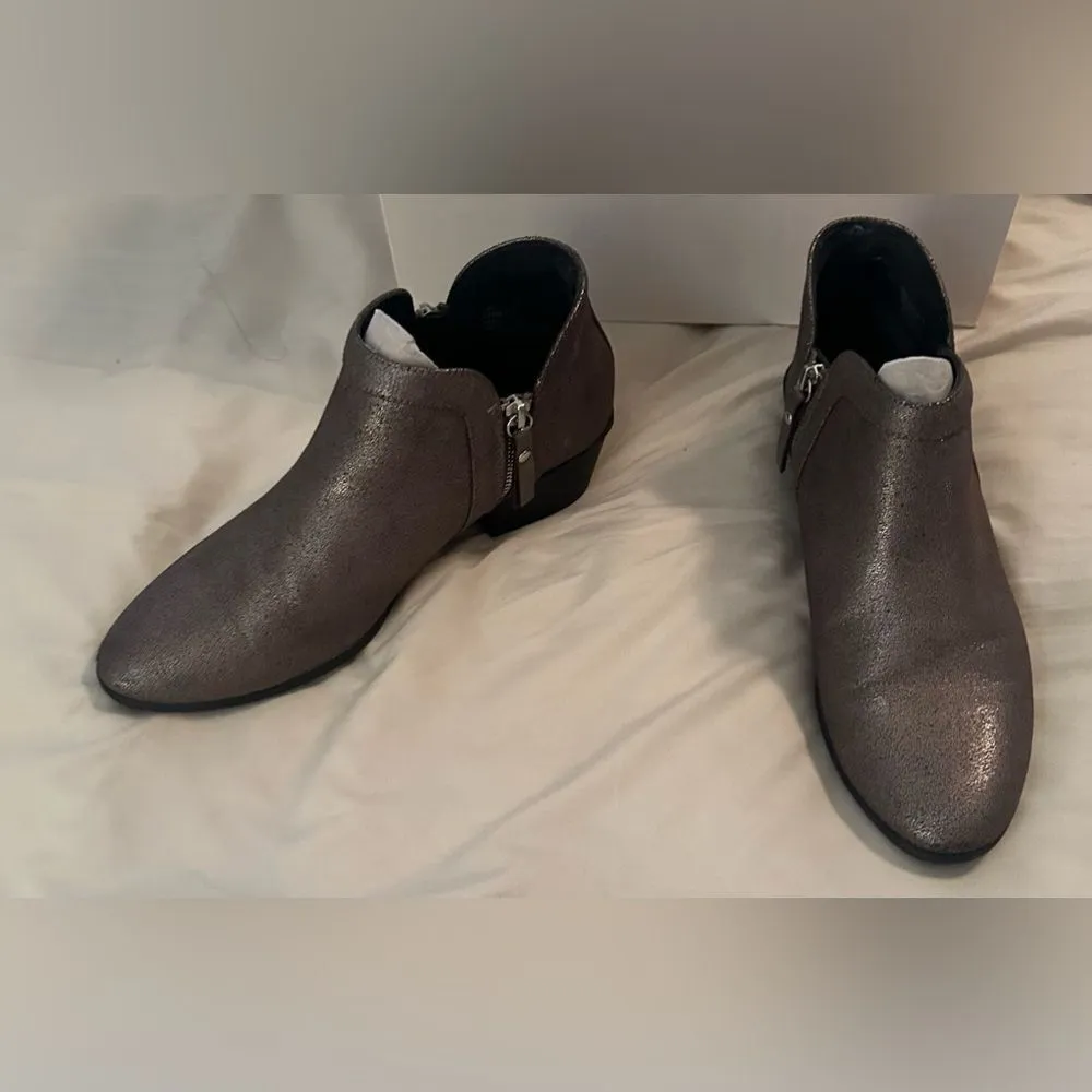 JustFab Faux Leather Metallic Booties‎ - Image 5