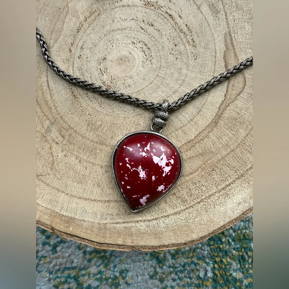 Vintage Y2K Lucky Brand red marble silver chain pendant necklace White - Image 11