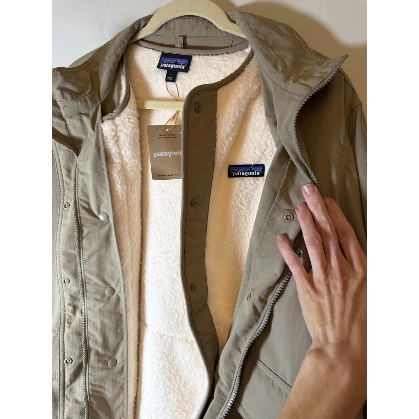 Patagonia Women's Skysail 3-in-1 Coat Seabird Grey Sz L NWT $299 - Image 6