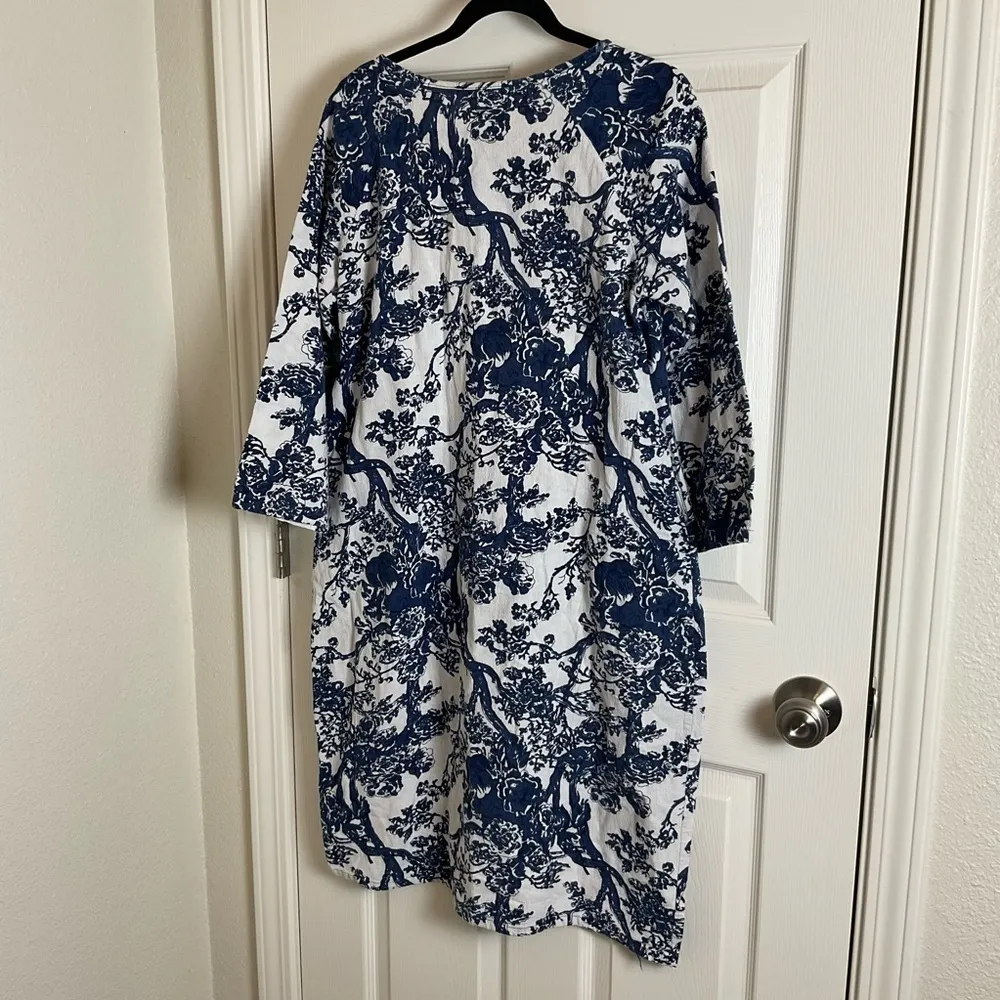 Zanzea Blue and White Floral Dress with pockets size large - Image 11