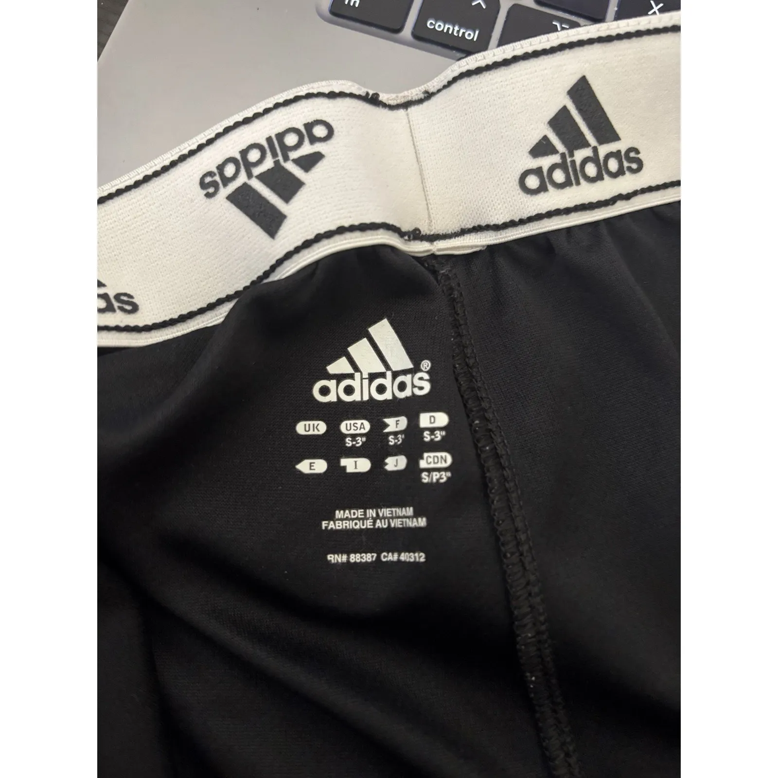 Adidas Black Pull on Fold Over Shorts Size Small Outdoors Comfy Running Workout - Image 4