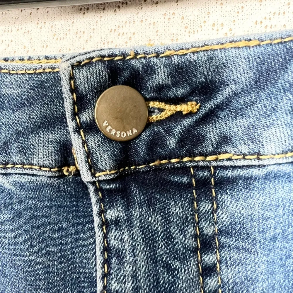 Versona Women's Blue Denim Pencil Skirt Size 27 Stretch Pockets Casual - Image 4