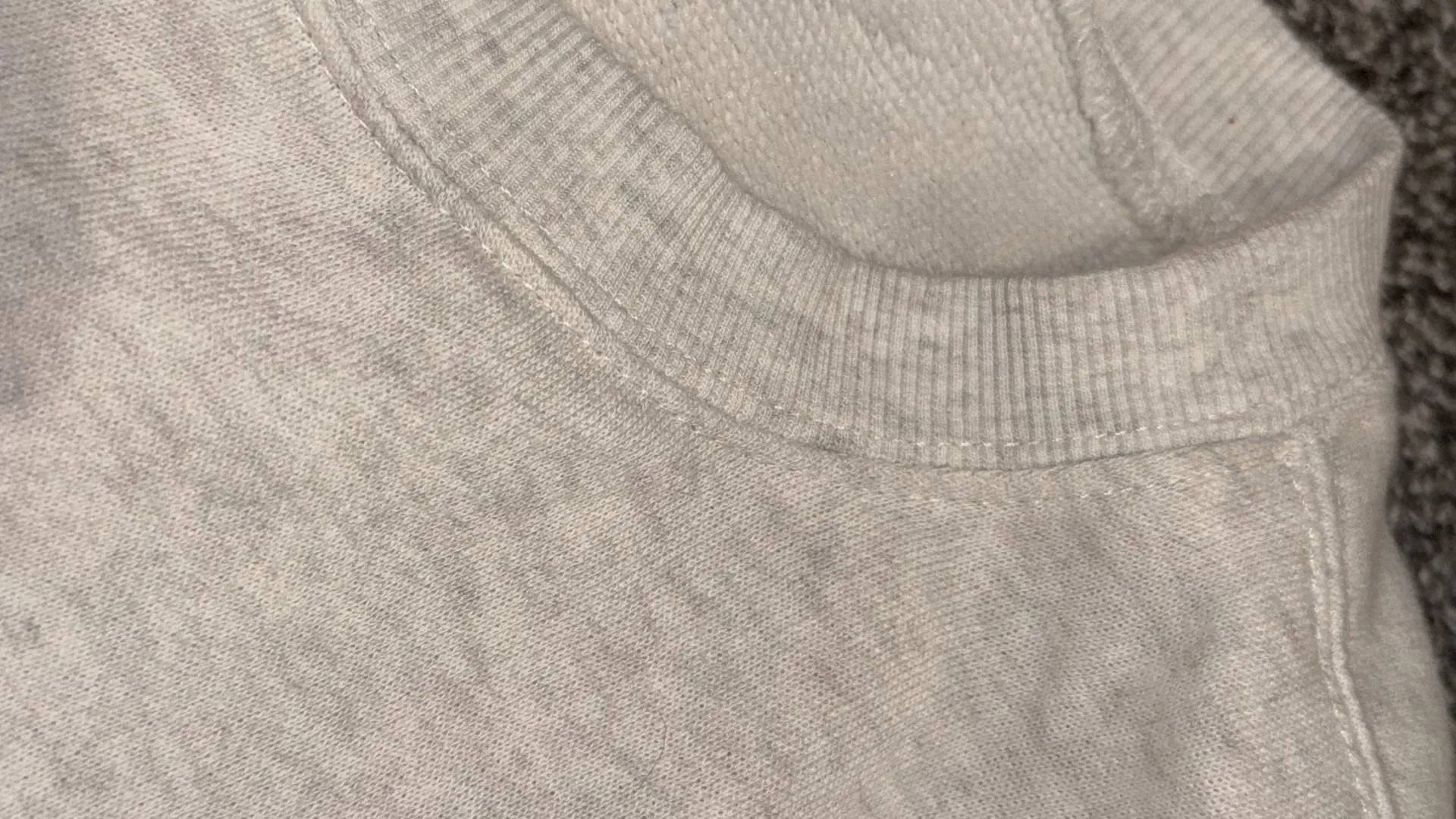 Simple white target pullover - Image 5