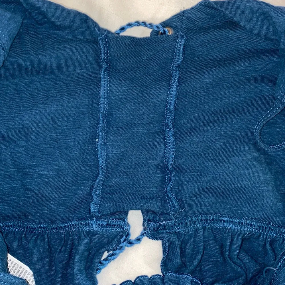 NWOT Super soft trendy crop top - Image 5